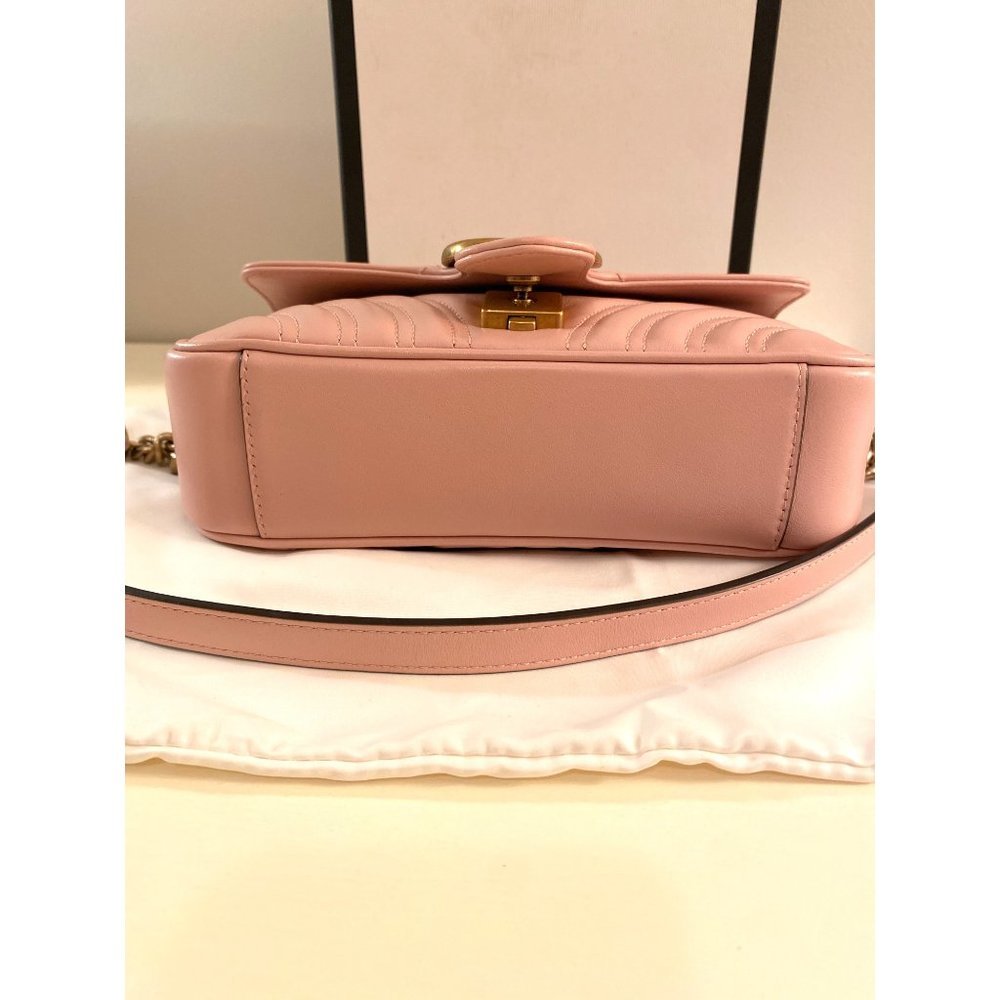 GUCCI Matelasse Mini GG Marmont Shoulder Bag Perfect Pink - Picture 4 of 11
